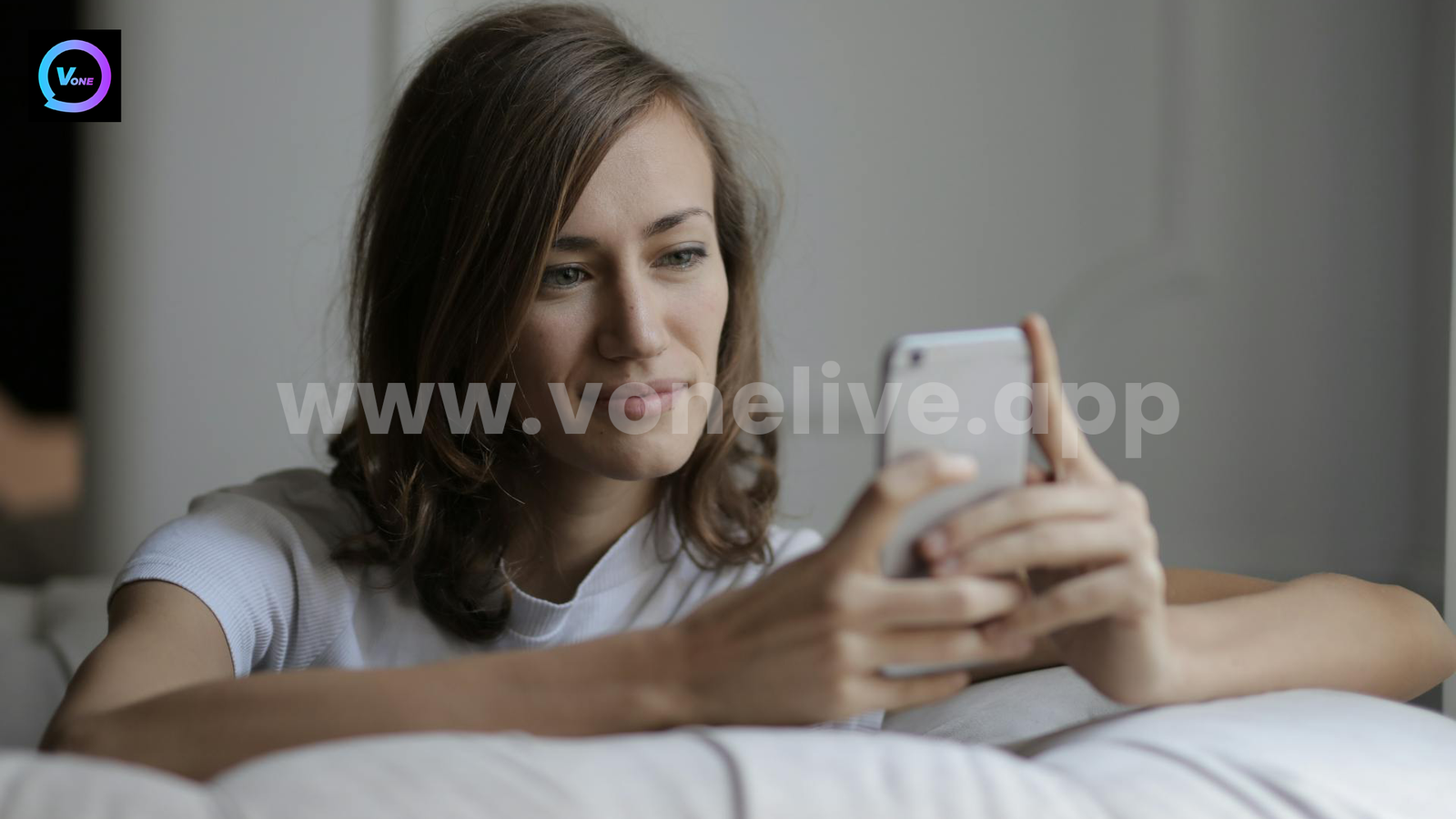 Maintaining a Positive Tone as Vone Live Hosts