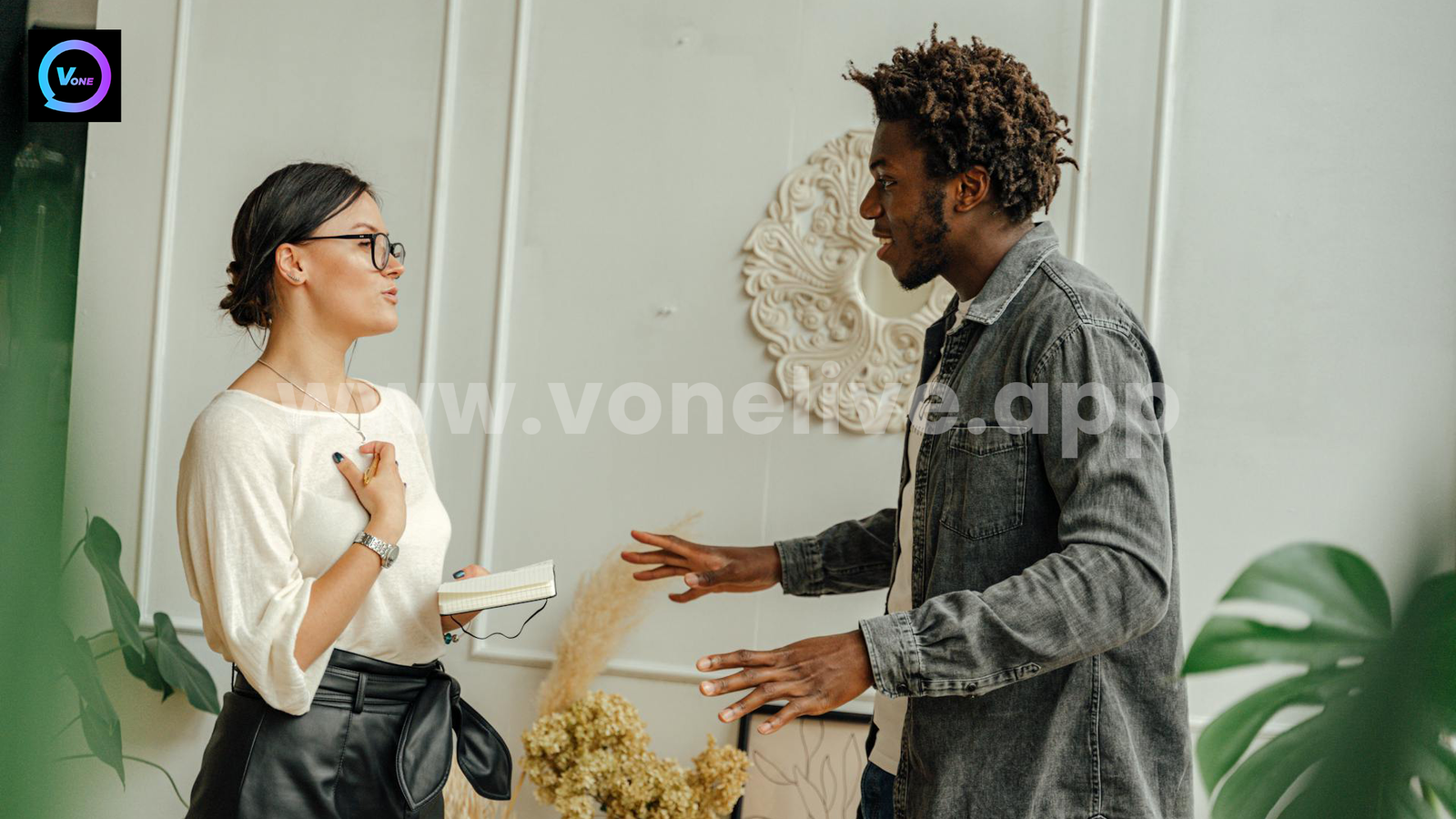 When to Push or Pause as Vone Live Agents