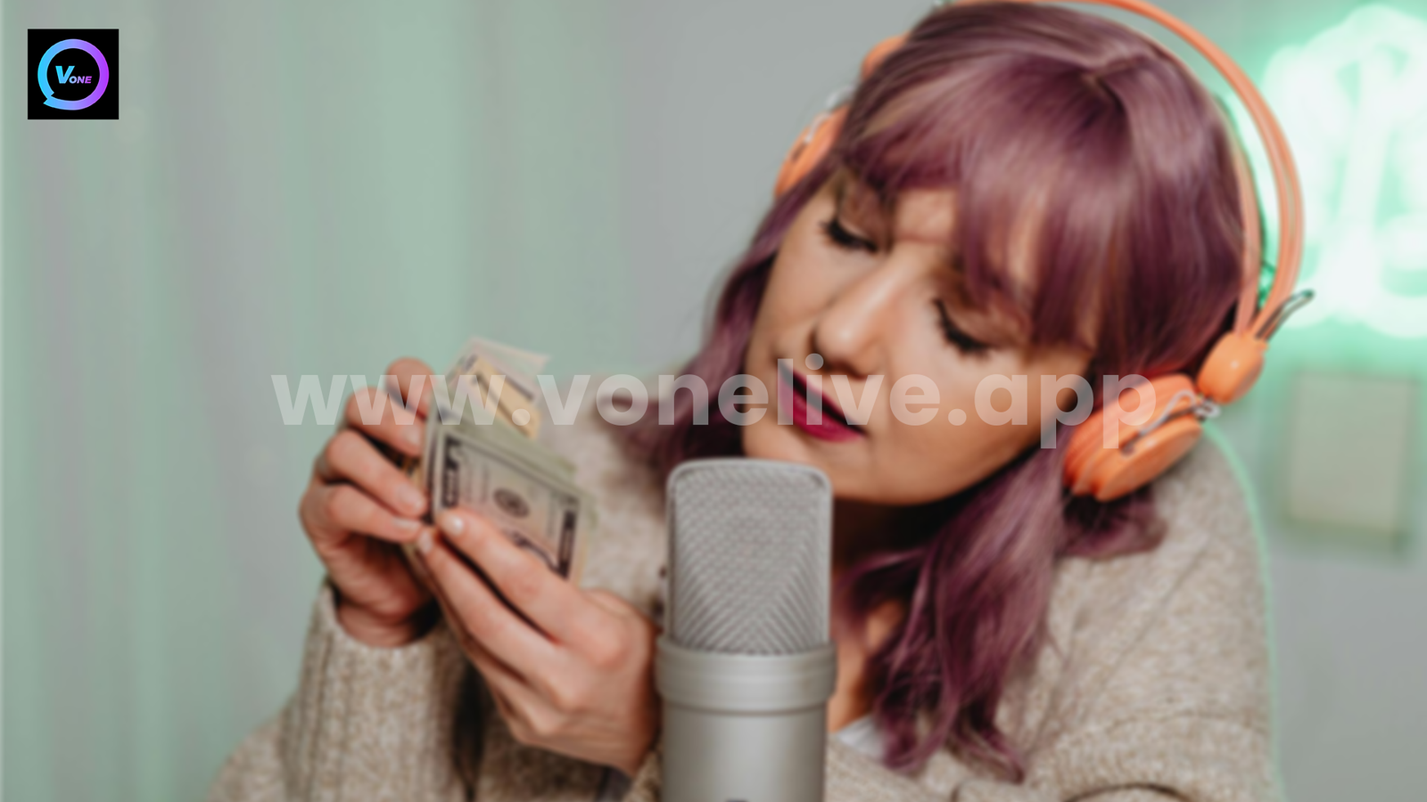 Benefits of Loyalty for Vone Live Hosts